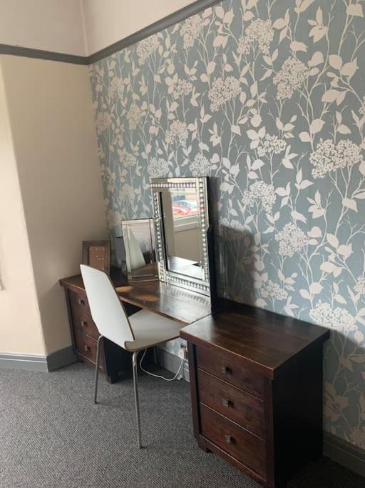 Family Holiday Home Blackpool Extérieur photo